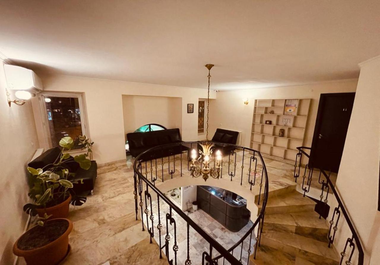 Hotel Grand Tbiliszi Kültér fotó