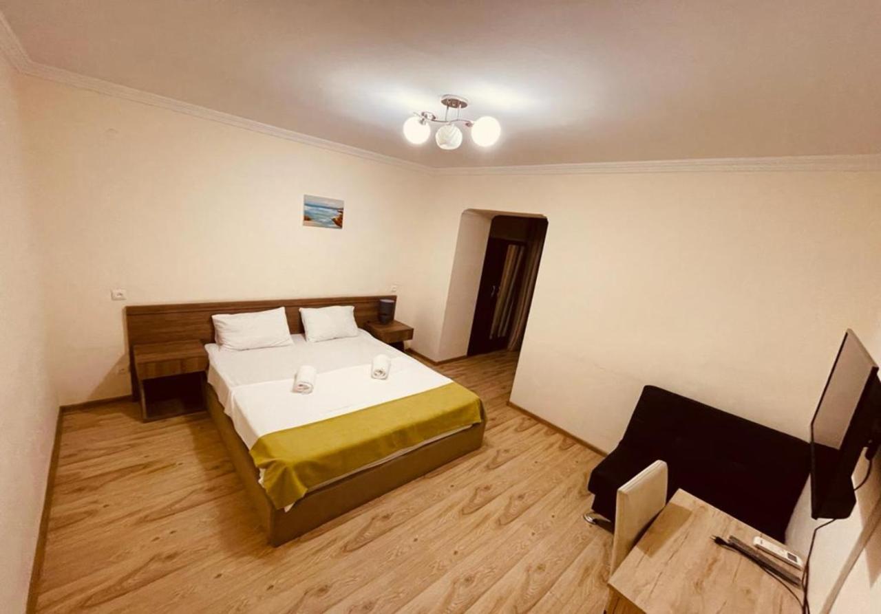 Hotel Grand Tbiliszi Kültér fotó