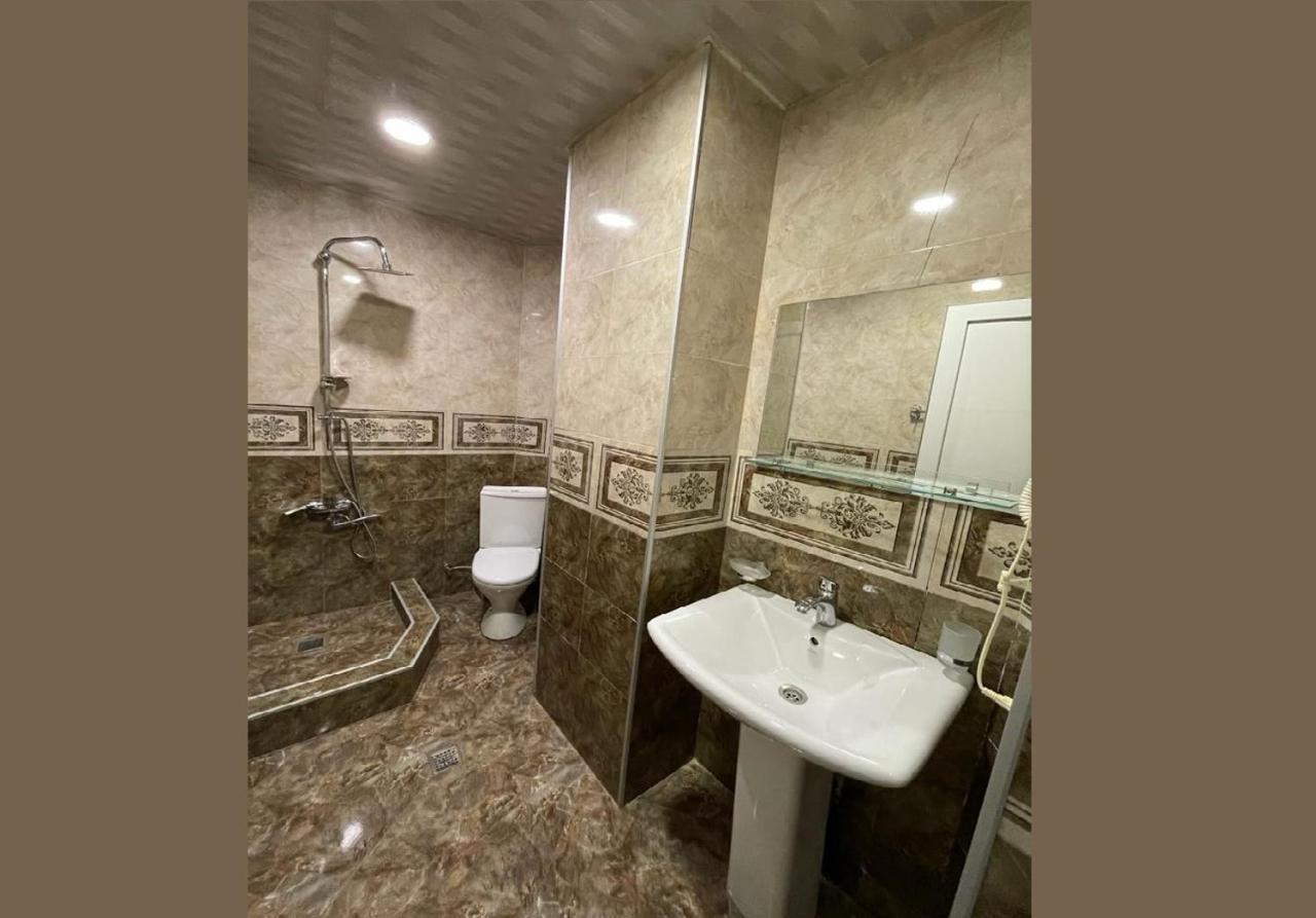 Hotel Grand Tbiliszi Kültér fotó