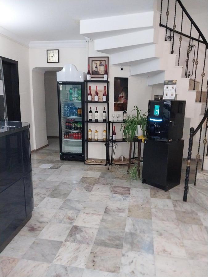 Hotel Grand Tbiliszi Kültér fotó
