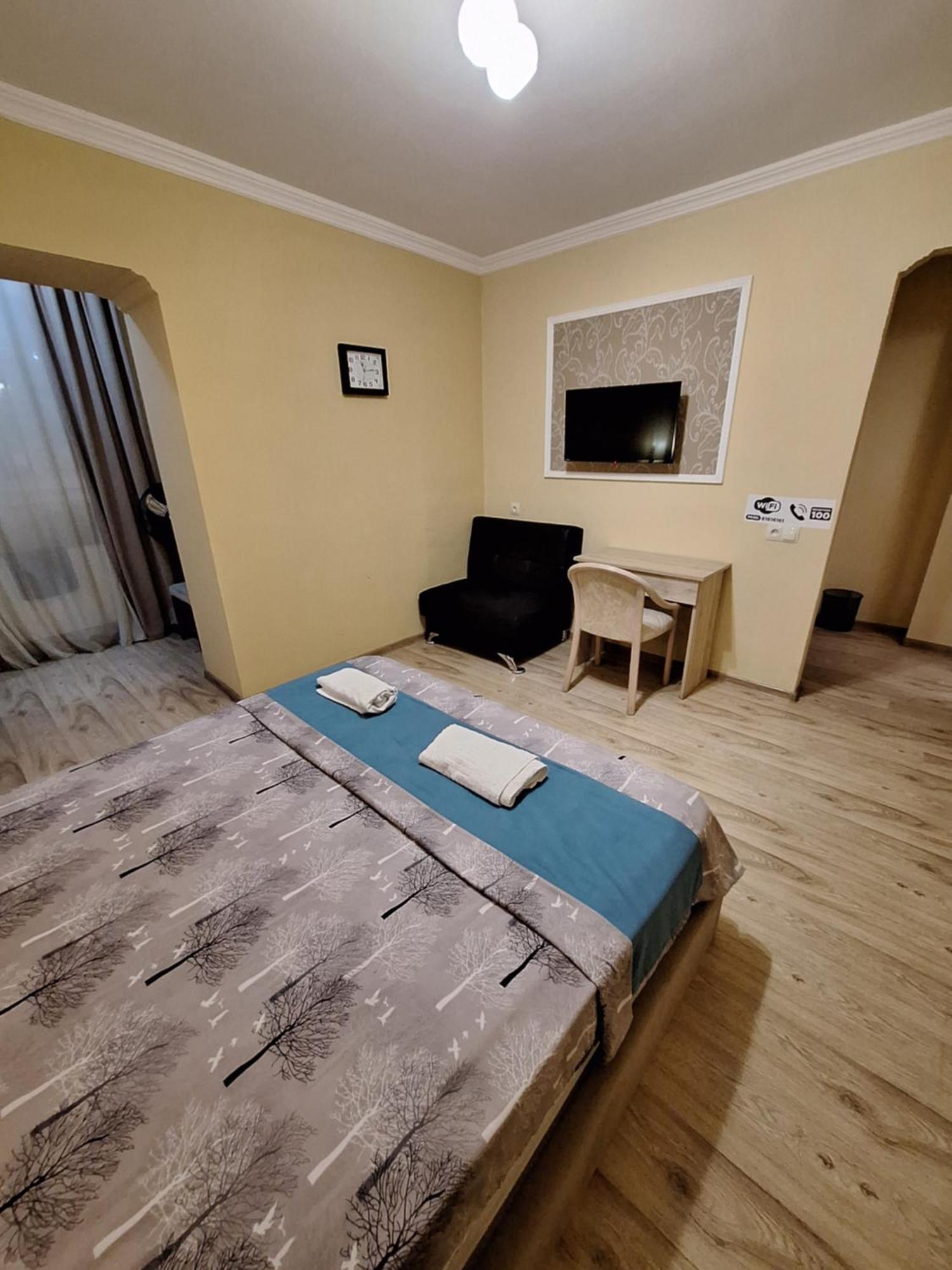 Hotel Grand Tbiliszi Kültér fotó