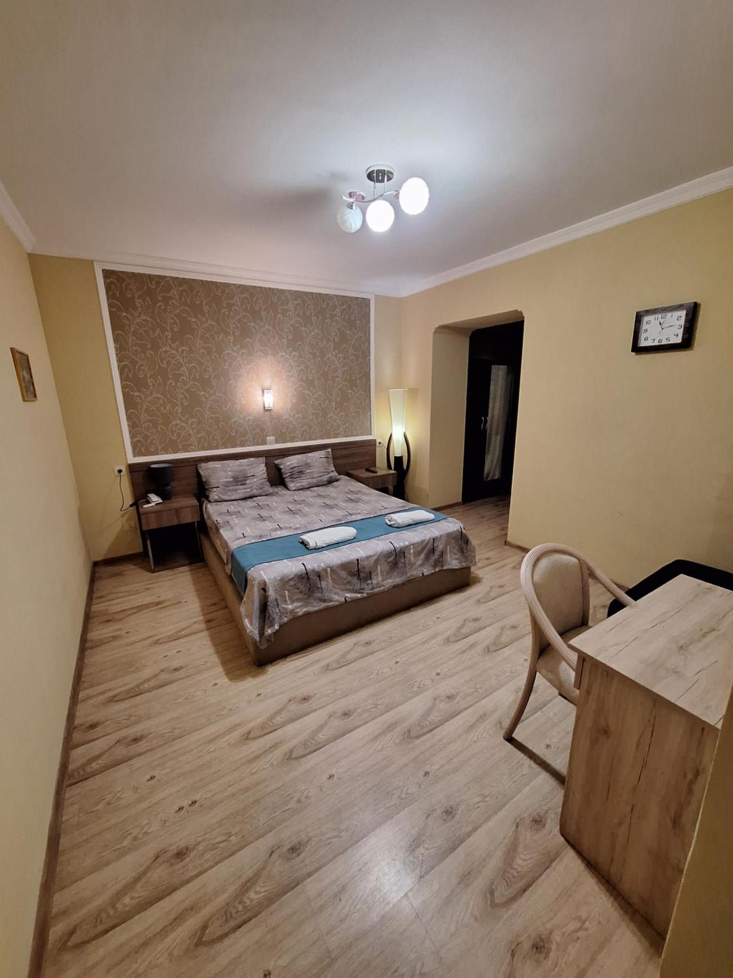 Hotel Grand Tbiliszi Kültér fotó