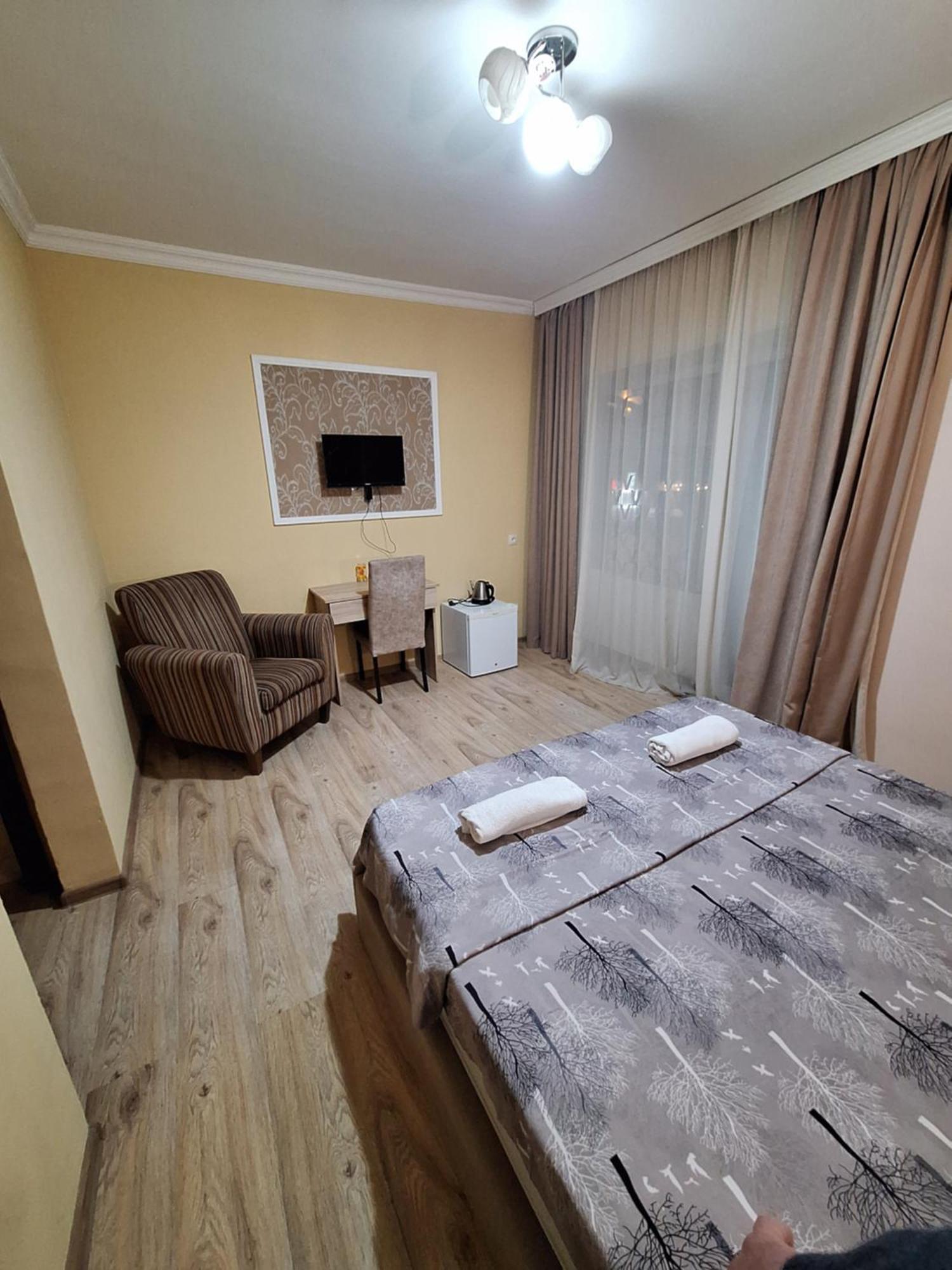 Hotel Grand Tbiliszi Kültér fotó